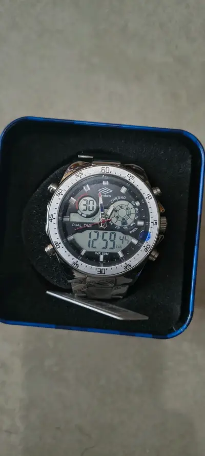 Reloj umbro original - miniatura 1