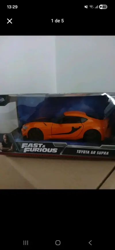 Auto de juguete Toyota GR Supra - miniatura 1