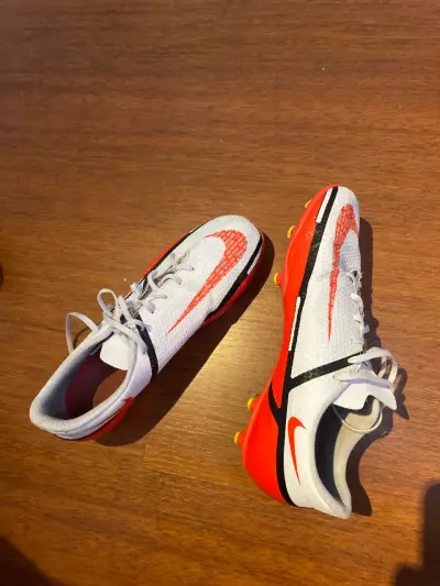 Zapatillas de fútbol Nike Phantom - miniatura 4