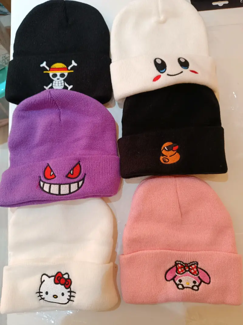 Gorros de lana estampados