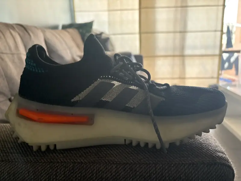 Zapatilla negra Adidas NMD - 2