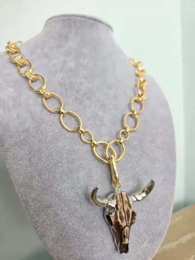 Collar dorado con colgante colección criaturas - miniatura 3
