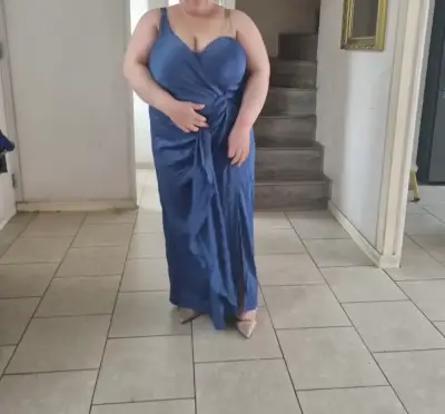 Vestido azul asimétrico - miniatura 2
