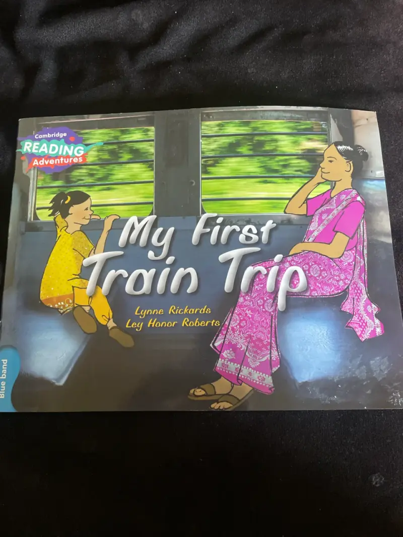 Libro infantil 'My First Train Trip' - 1