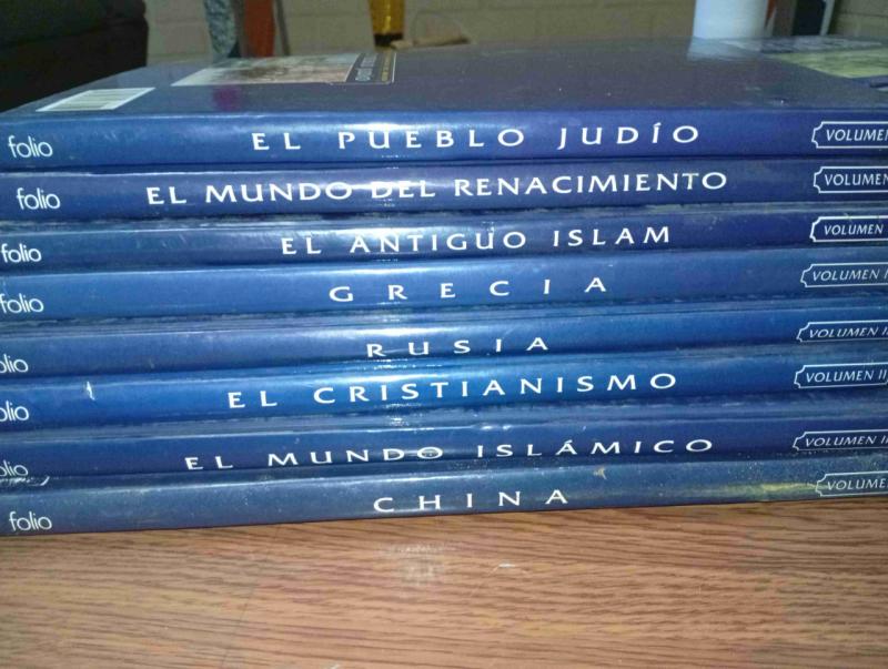 Colección de libros tapas duras 8 tomos - 1