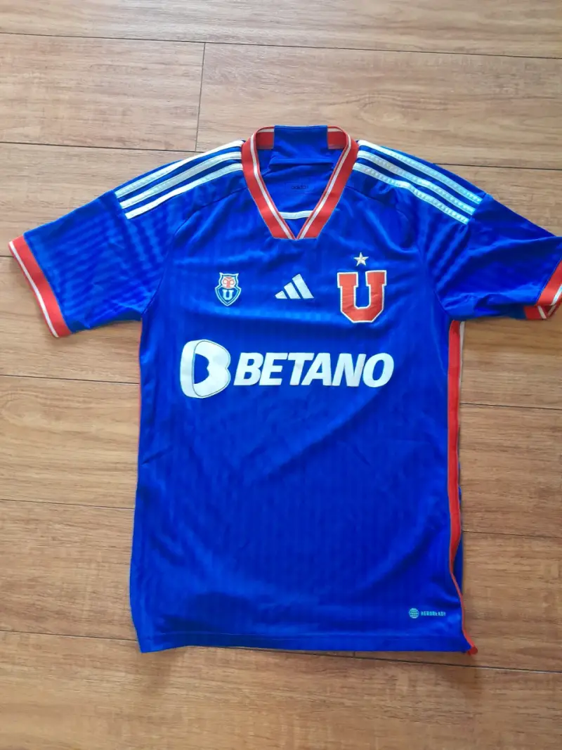 Camiseta fútbol U de Chile 23/24 talla S - 1