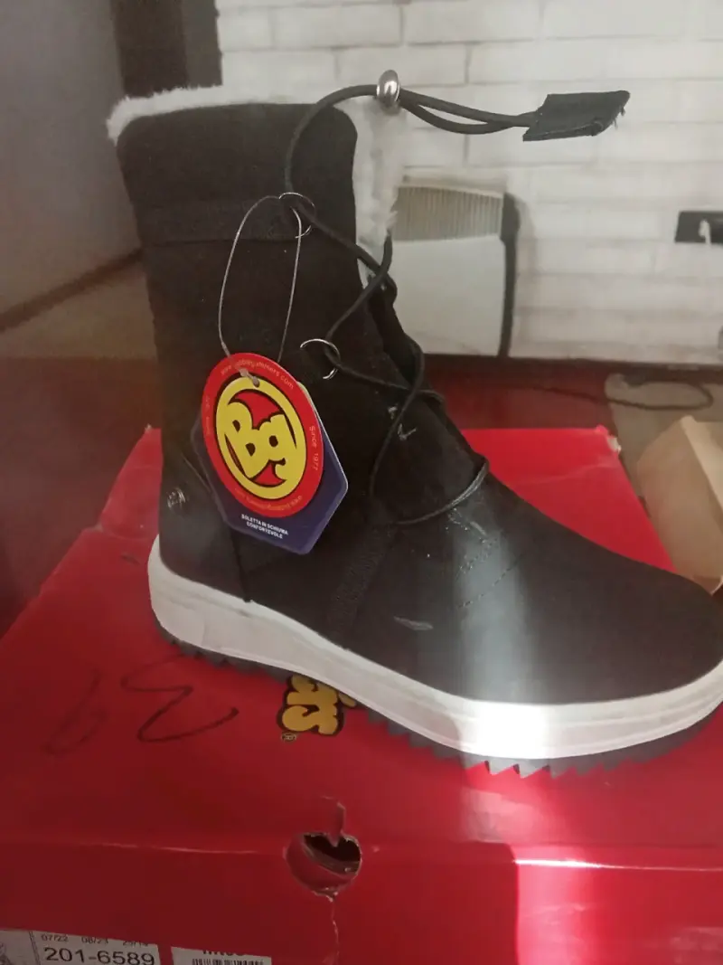 Botas negras con interior polar - 1