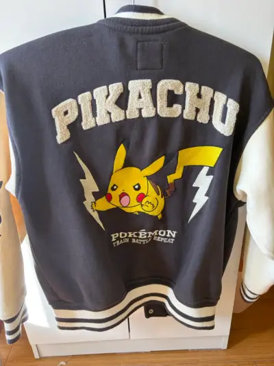 Chaqueta Pokémon Pikachu - miniatura 3