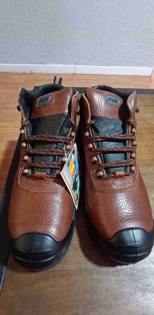 Bototos  de seguridad talla 40 - 2