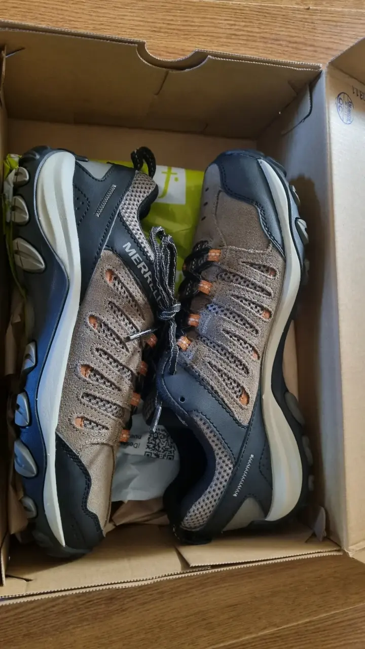 Zapatillas Merrell de montaña - 1