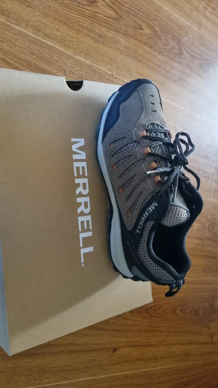 Zapatillas Merrell de montaña - 2