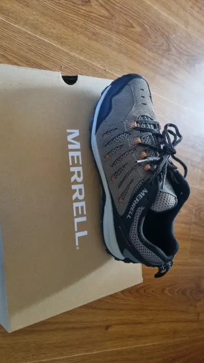 Zapatillas Merrell de montaña - miniatura 2