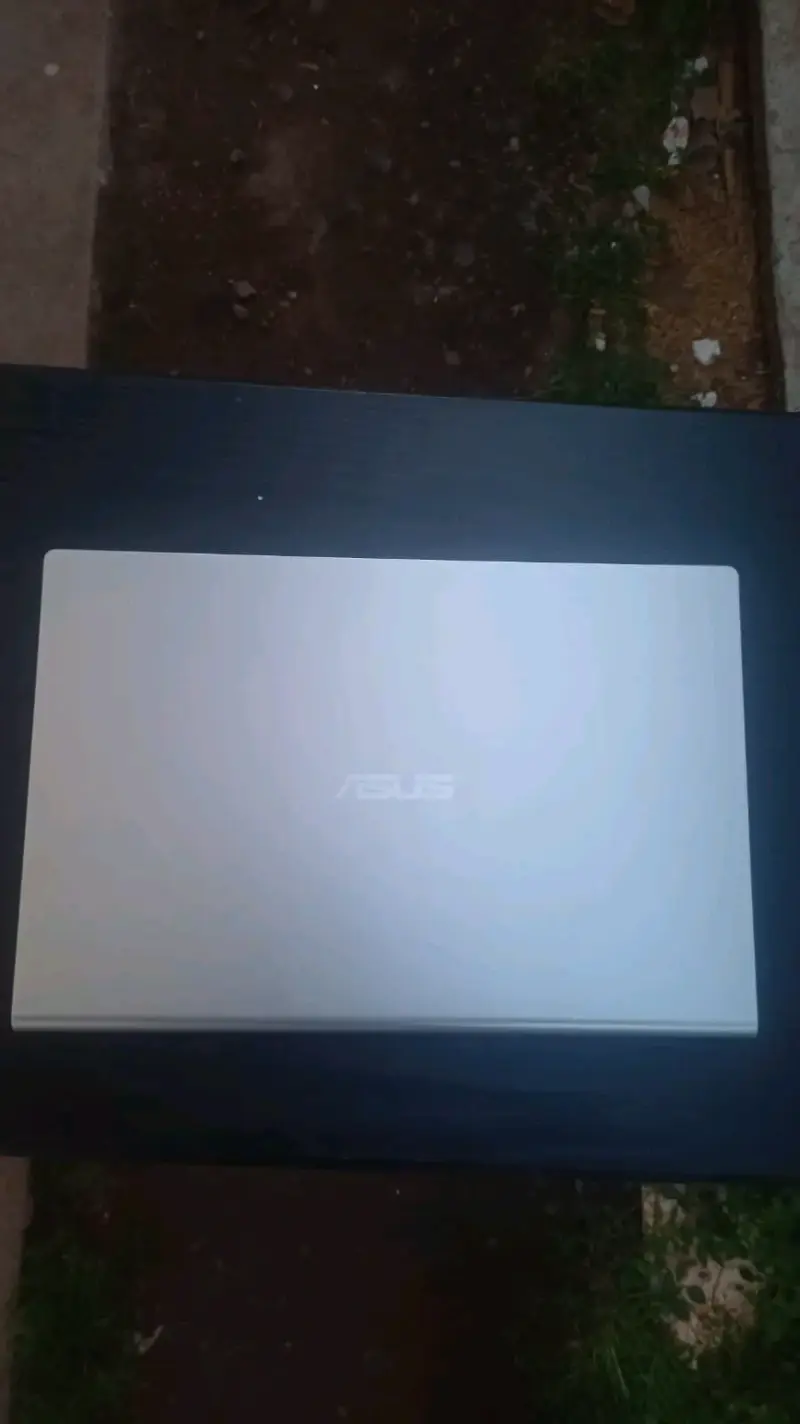 Notebook ASUS i5 11va generación SSD 512GB - 6