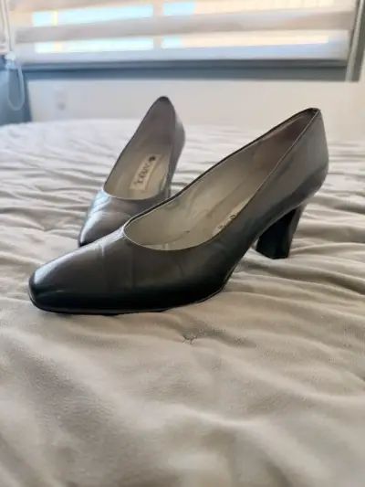 Zapatos de tacón negros 36 - miniatura 1
