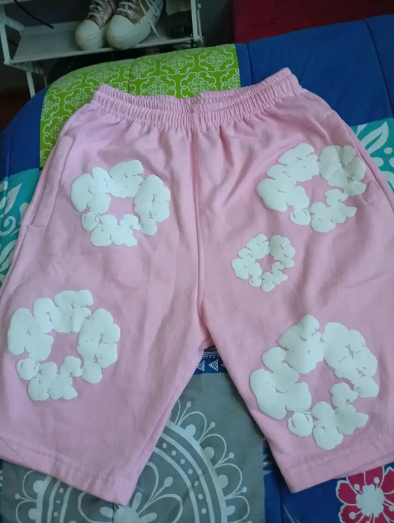 Bermudas rosadas con estampado floral