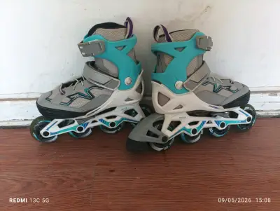 Patines en línea gris y celeste - miniatura 1