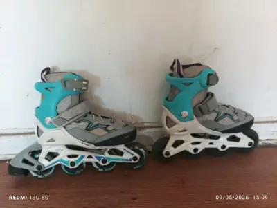 Patines en línea gris y celeste - miniatura 6