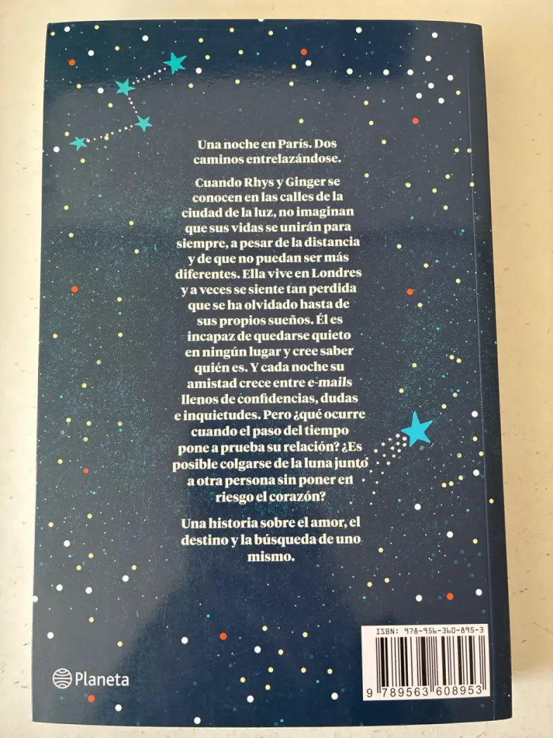 Libro 'Nosotros en la luna' Alice Kellen - 2