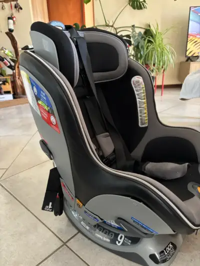 Silla de auto Chicco Gris - miniatura 2