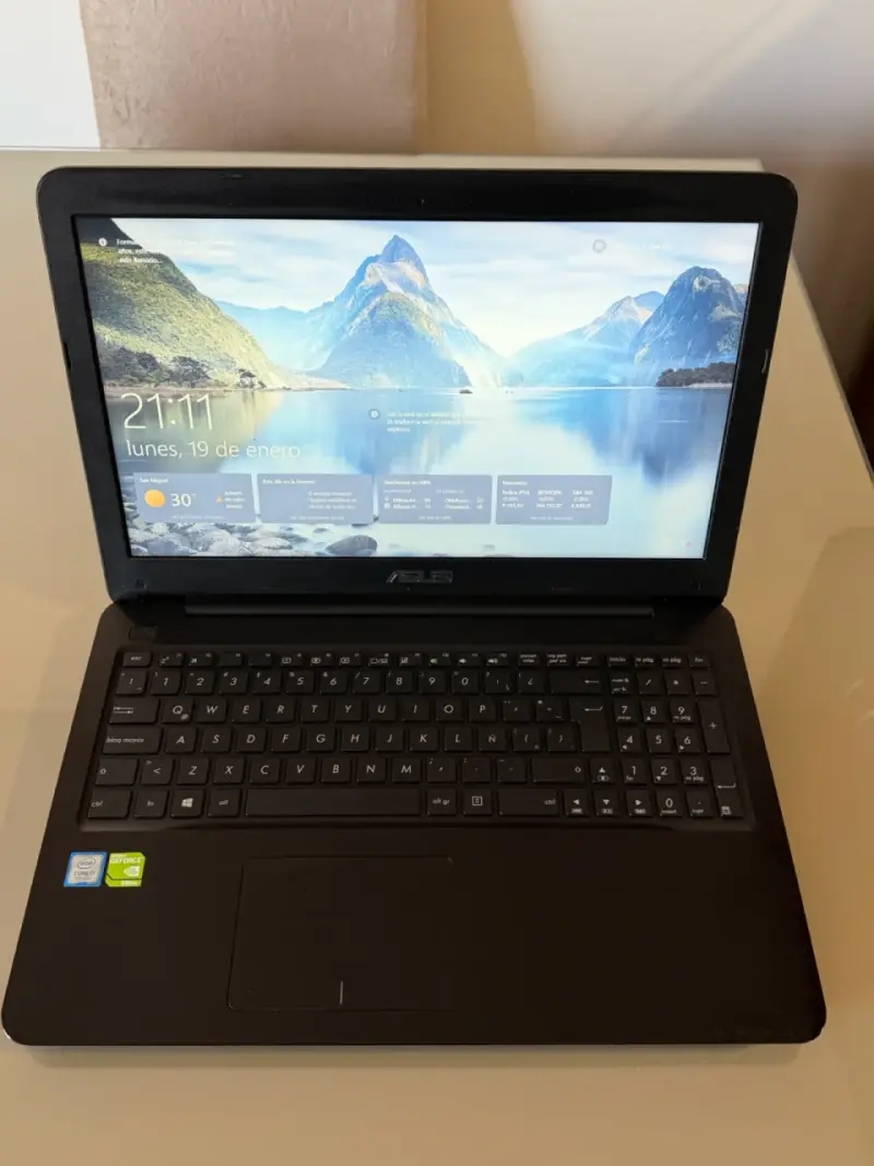 Notebook ASUS i7 + NVIDIA + SSD