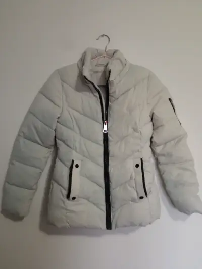 Chaqueta blanca acolchada - miniatura 1
