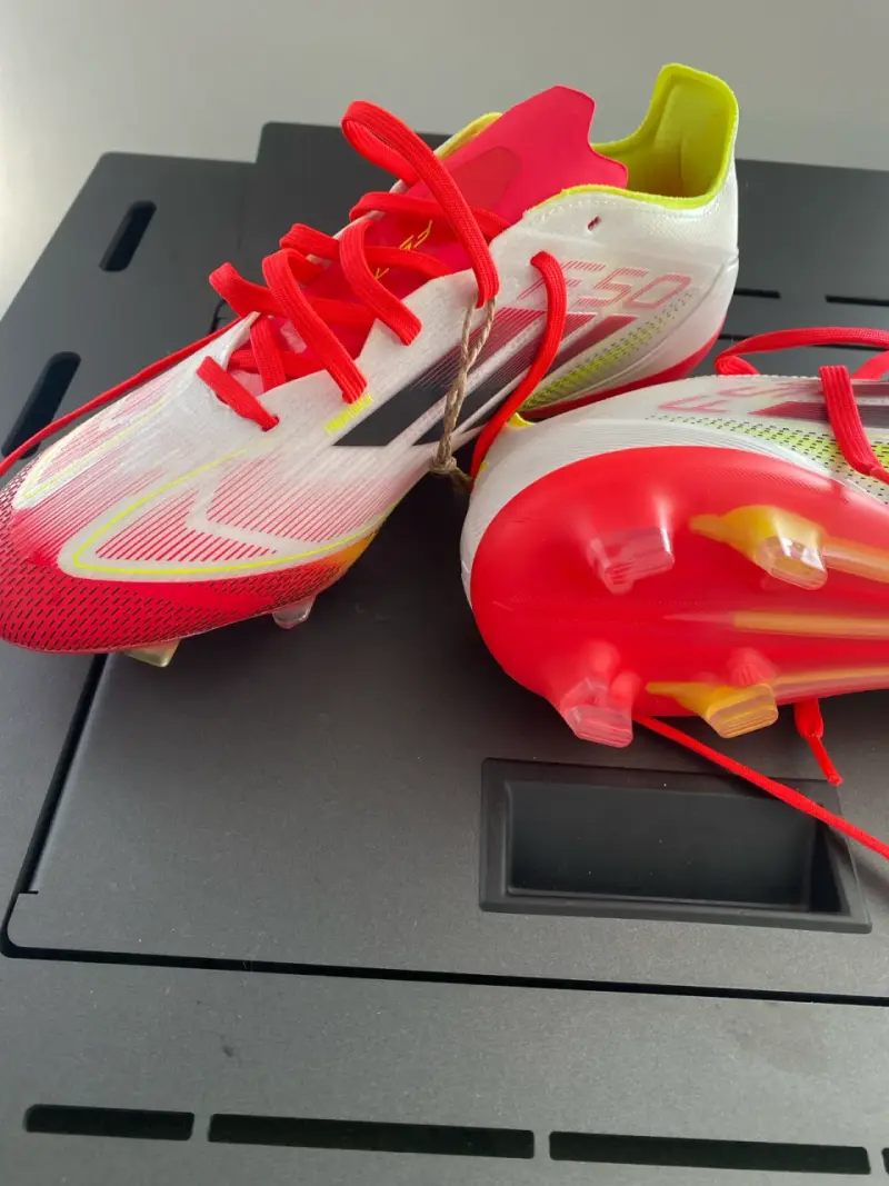 Chuteadores Adidas f50 pro performance 39 1/2 - 4
