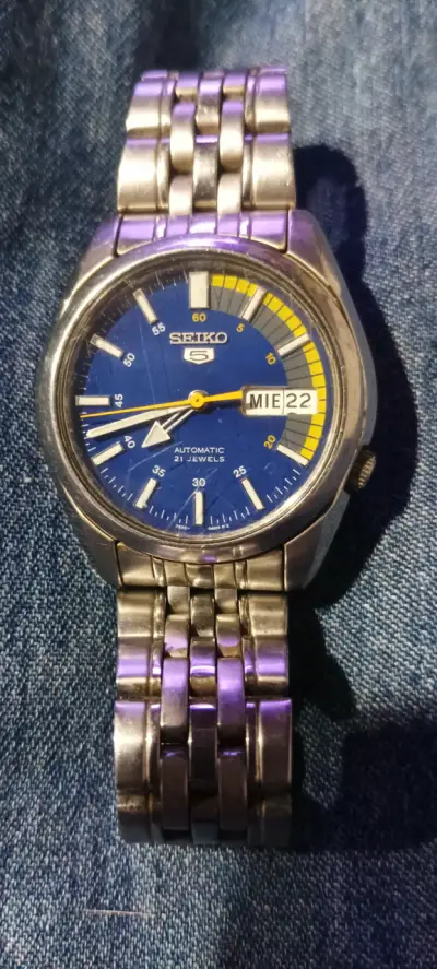 Reloj automático azul metálico - miniatura 5