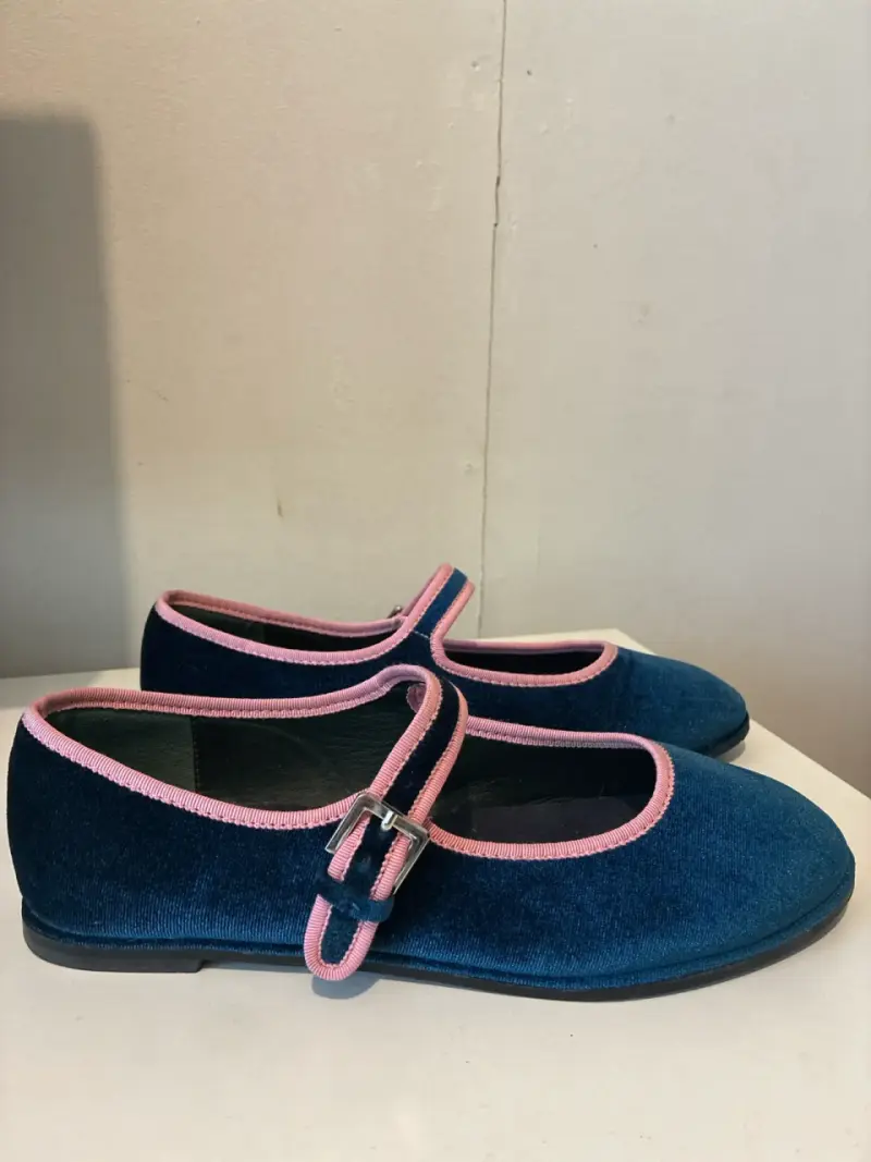 Zapatos planos de terciopelo azul - 1