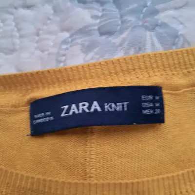 Sweater color mostaza para mujer - miniatura 3