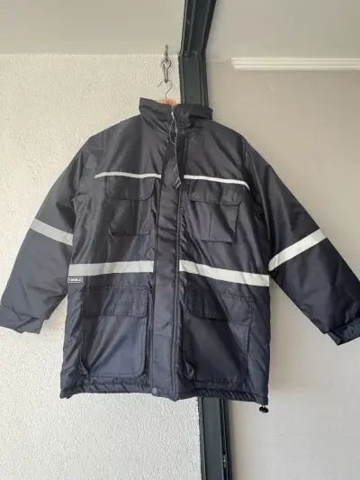 Chaqueta con reflejantes - miniatura 1
