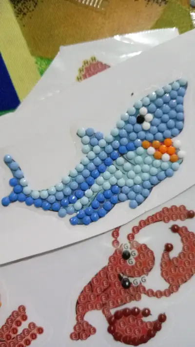 Kit de manualidades con pegatinas - miniatura 1