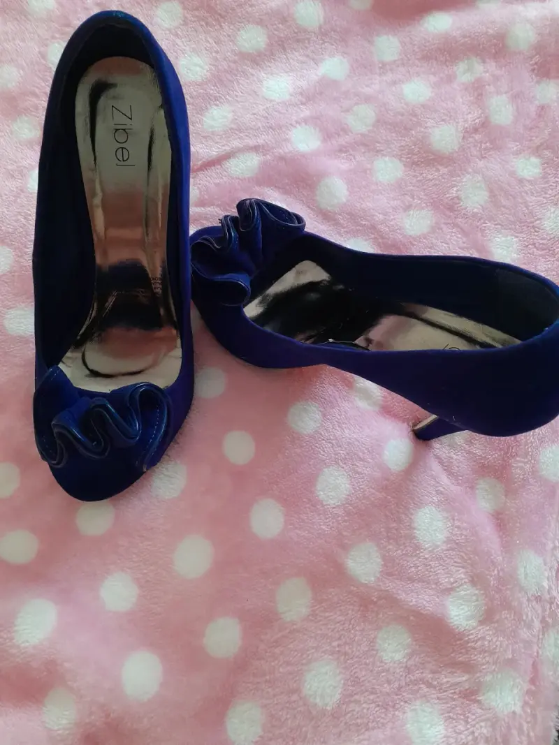 Zapatos de taco alto negros y azul reno - 4