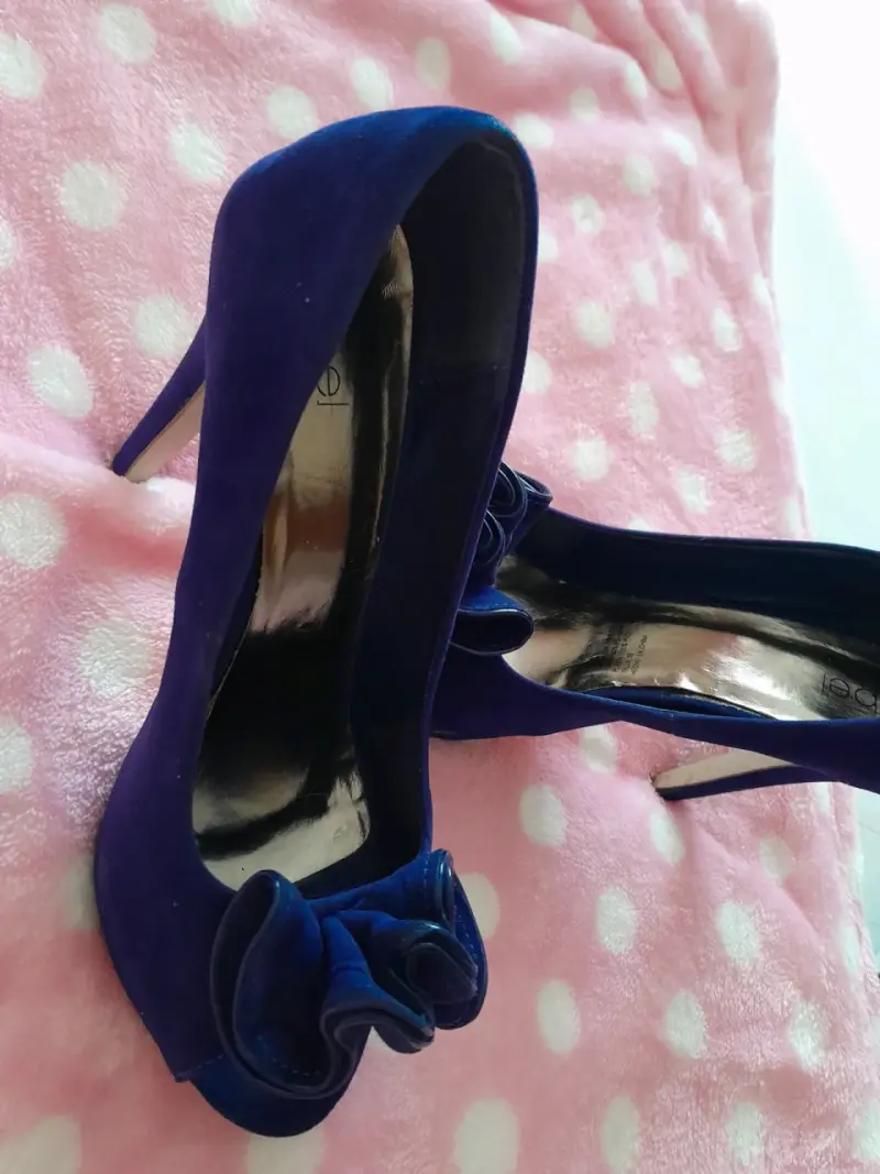 Zapatos de taco alto negros y azul reno - 5