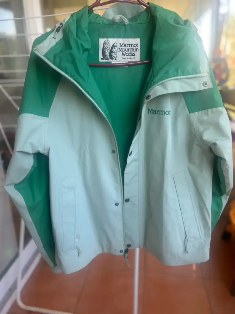 Chaqueta Marmot verde - 1