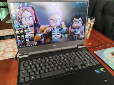 Notebook Gamer HP Victus 15.6" - miniatura 2