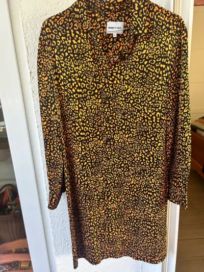 Blusa estampado animal print - miniatura 1