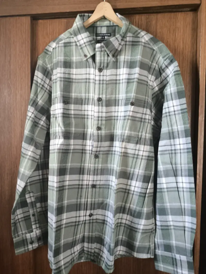 Camisa de franela verde a cuadros - 2