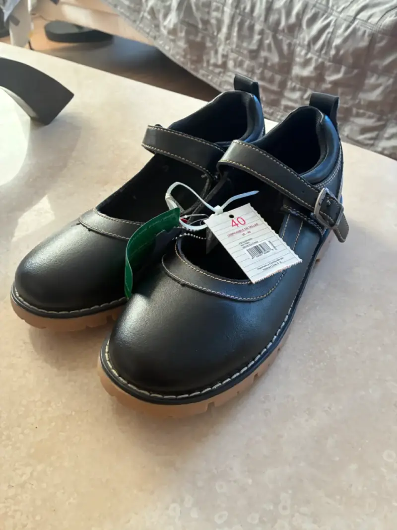 Zapatos escolares negros talla 40 - 1