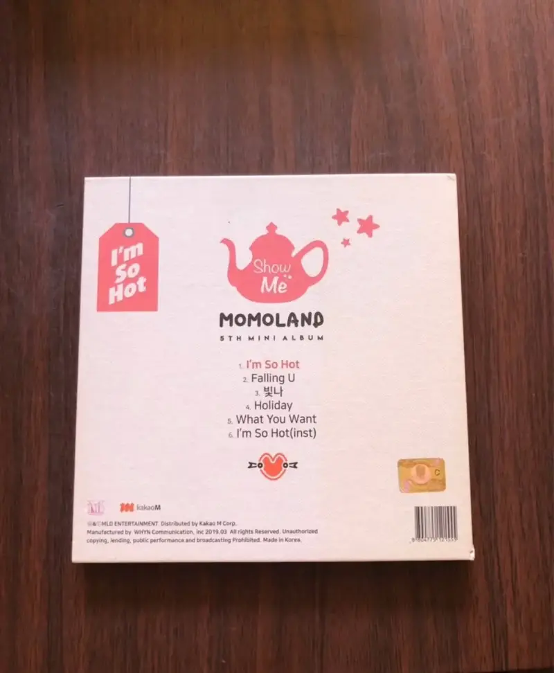 Álbum I'm So Hot de Momoland - 2