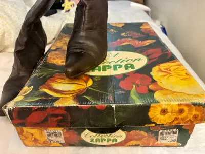 Botas Zappa altas de cuero marrón - miniatura 3