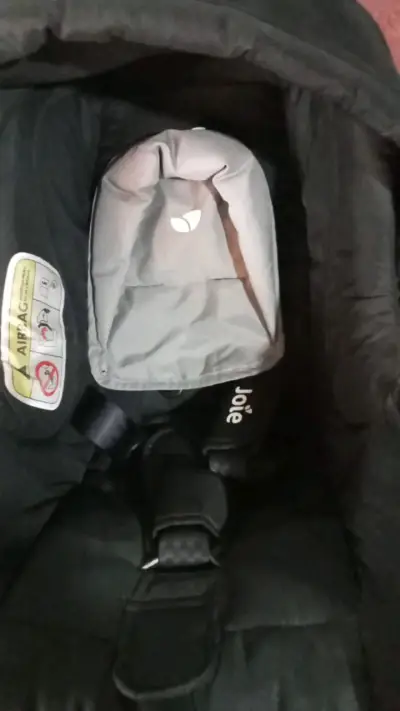 Silla de auto Joie gris - miniatura 1