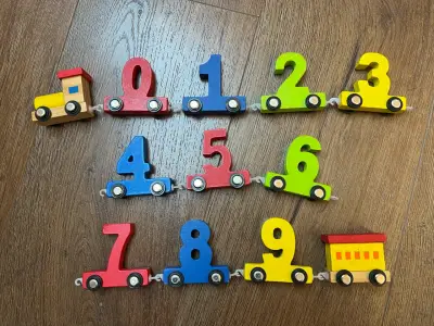 Tren de madera números coloridos - miniatura 1