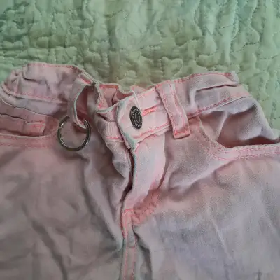 Shorts rosados para niña - miniatura 2
