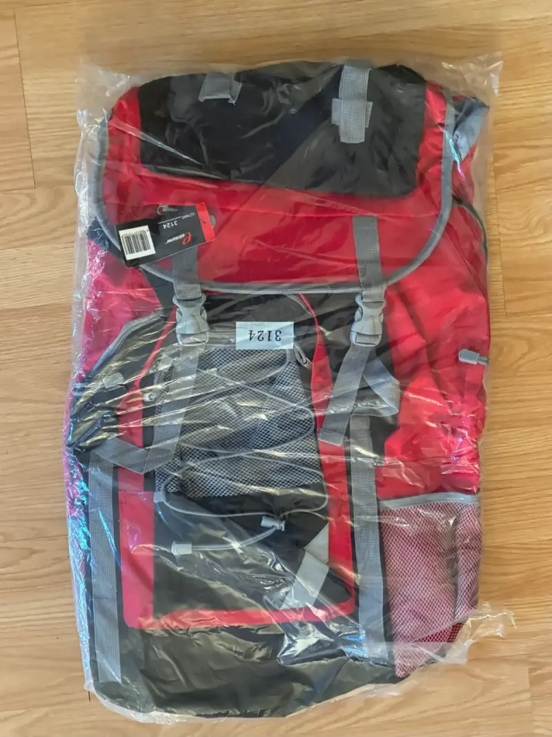 Mochila de trekking roja y negra - 4