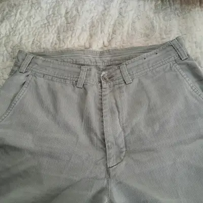 Pantalón gris holgado Hombre - miniatura 3