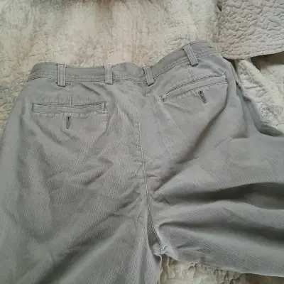 Pantalón gris holgado Hombre - miniatura 4