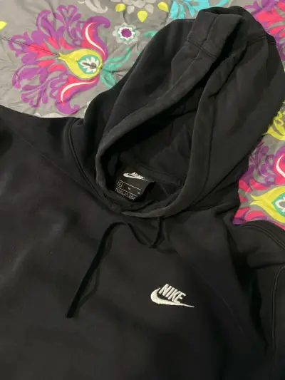 Polerón con capucha negro Nike - miniatura 2