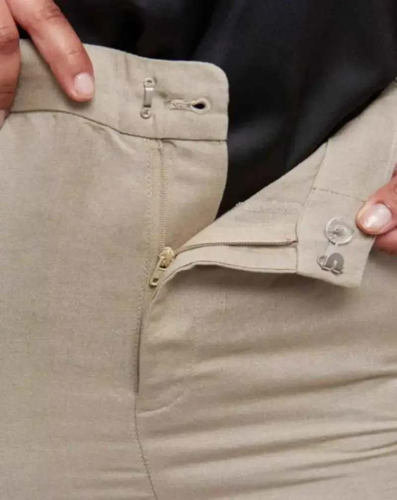 Pantalones beige de tiro alto - 3