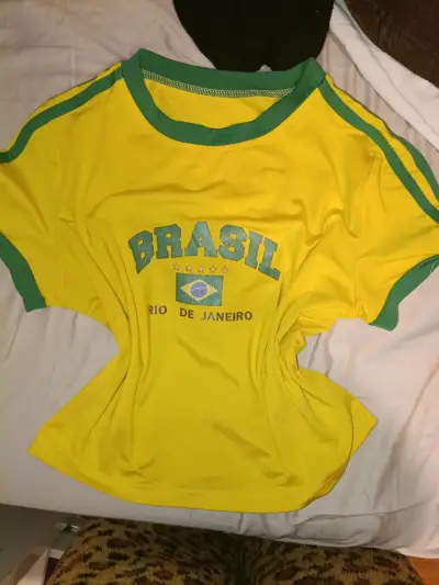 Polera amarilla Brasil - miniatura 1