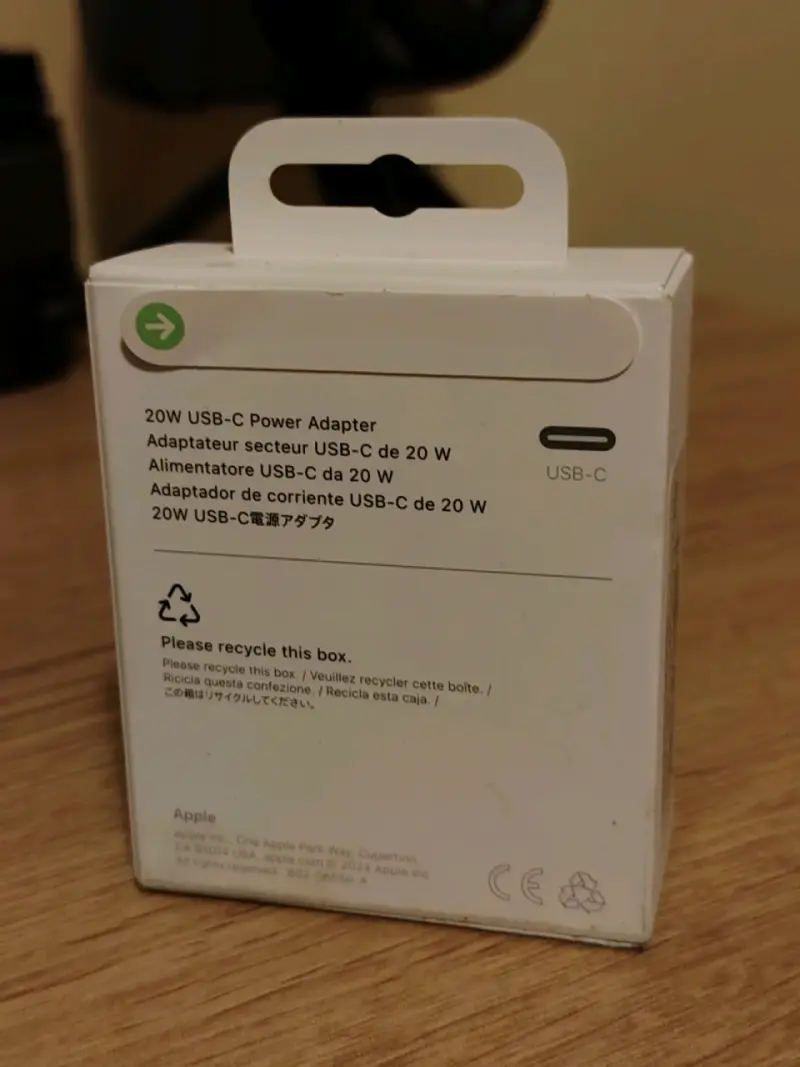 Cargador USB-C 20W Apple - 2